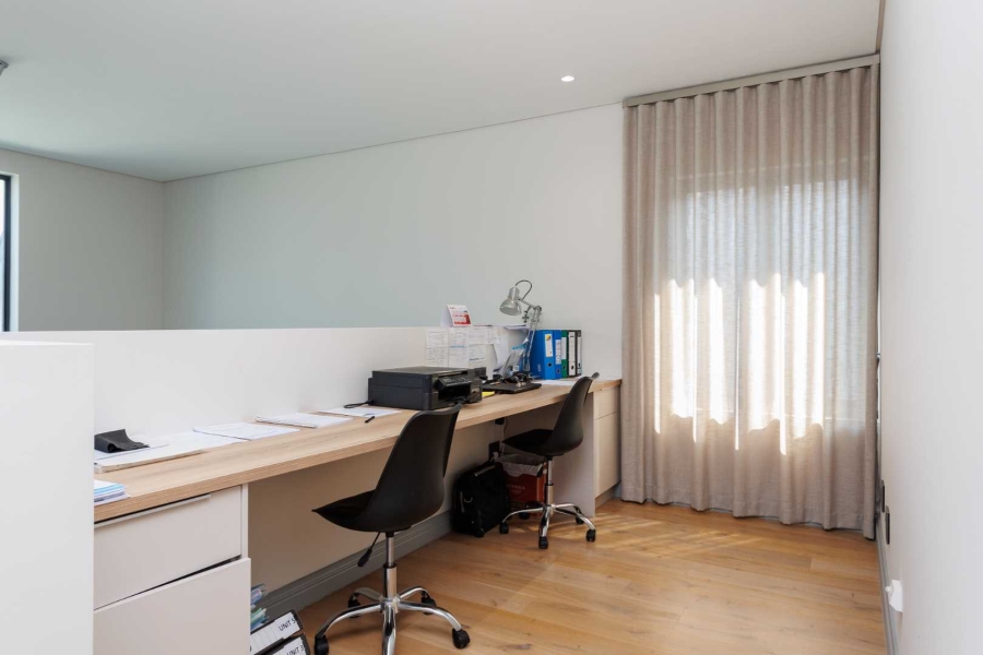 4 Bedroom Property for Sale in Val De Vie Estate Western Cape